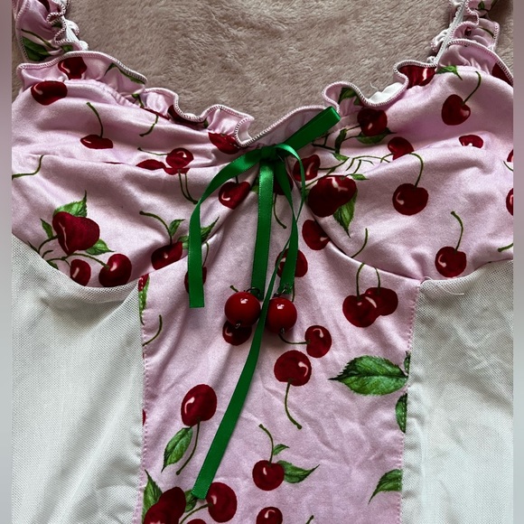 Cherry bodysuit🍒 - Picture 2 of 3